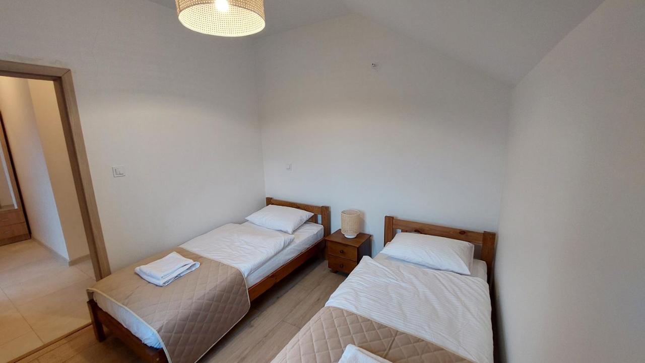 Apartamenty Starowiejska 39, Ryczow - 10Km Od Zator Energylandia Экстерьер фото