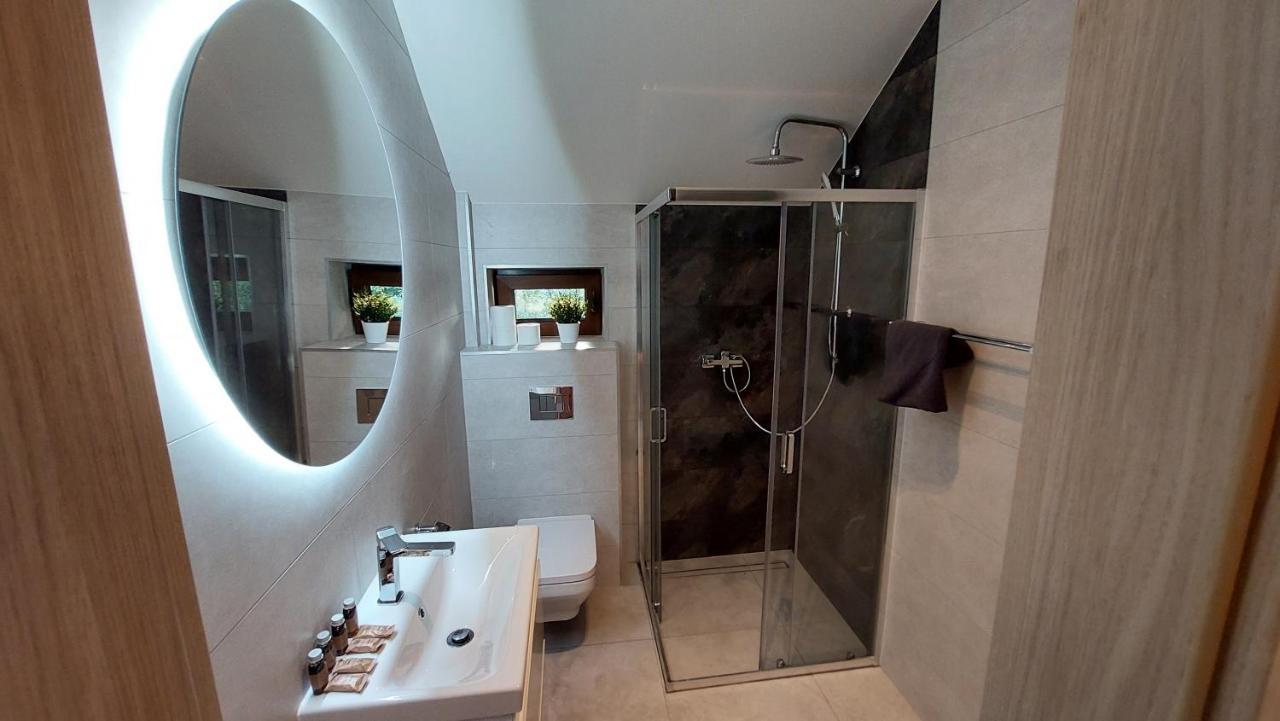 Apartamenty Starowiejska 39, Ryczow - 10Km Od Zator Energylandia Экстерьер фото